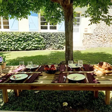 Le Du Chateau Monget